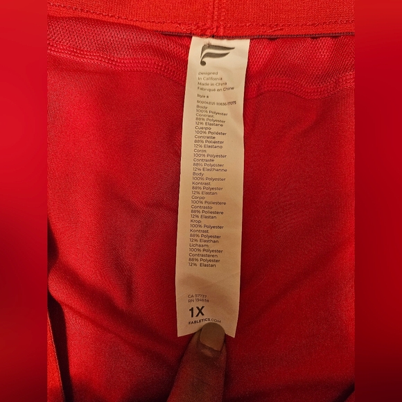 Fabletics shorts - Picture 3 of 6